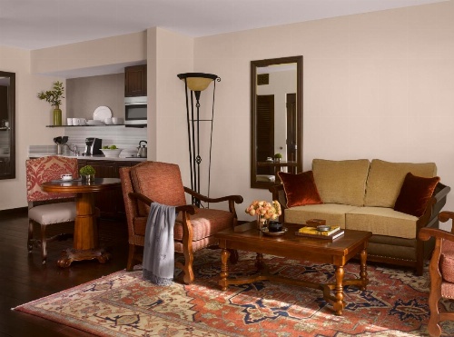 Plaza la Reina image 29